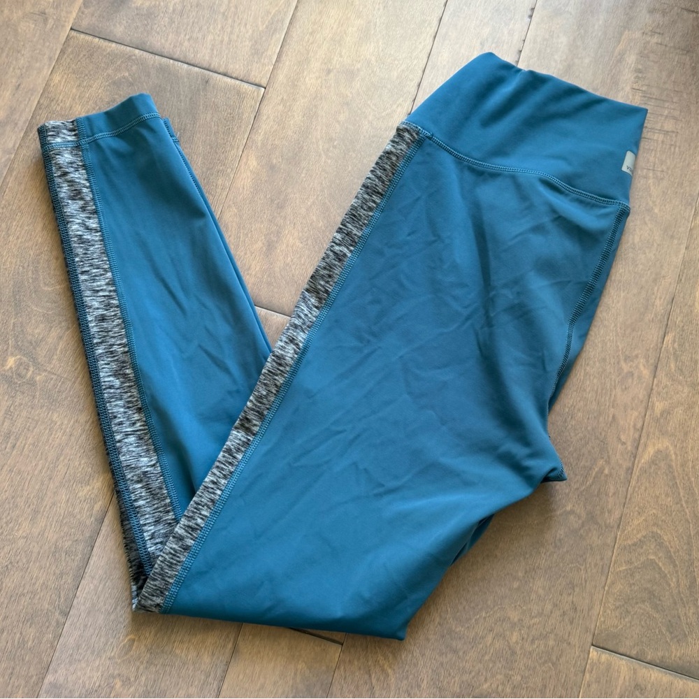 Vuori Racer High-Rise Leggings - Picture 7 of 12